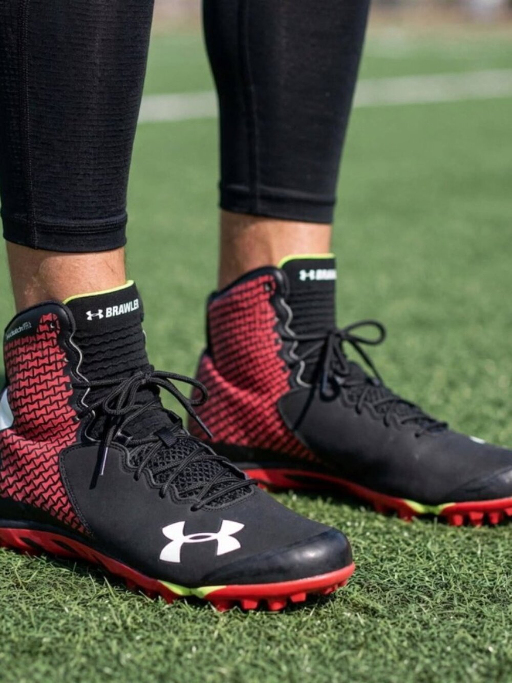 UA Spine Brawler Black Red  Under Armour Vintage Football Cleats Men Size 15‎